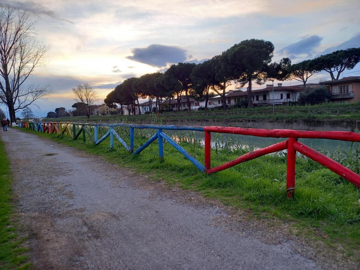 Bilocale Climatizzato A 850M Dalla Spiaggia Casa Katia Marina di Massa Buitenkant foto