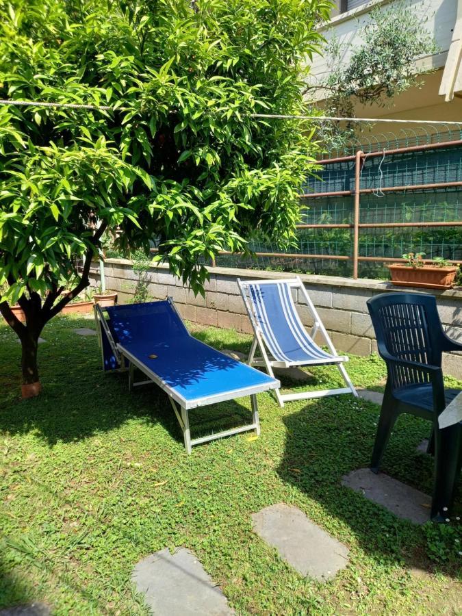 Bilocale Climatizzato A 850M Dalla Spiaggia Casa Katia Marina di Massa Buitenkant foto